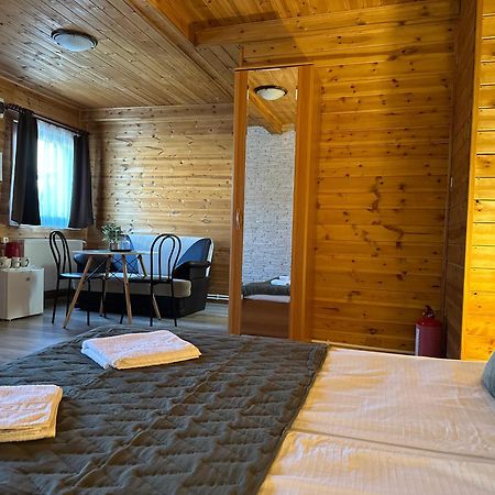 Somogyi Vendeghaz Bed and Breakfast Bancu Exteriör bild