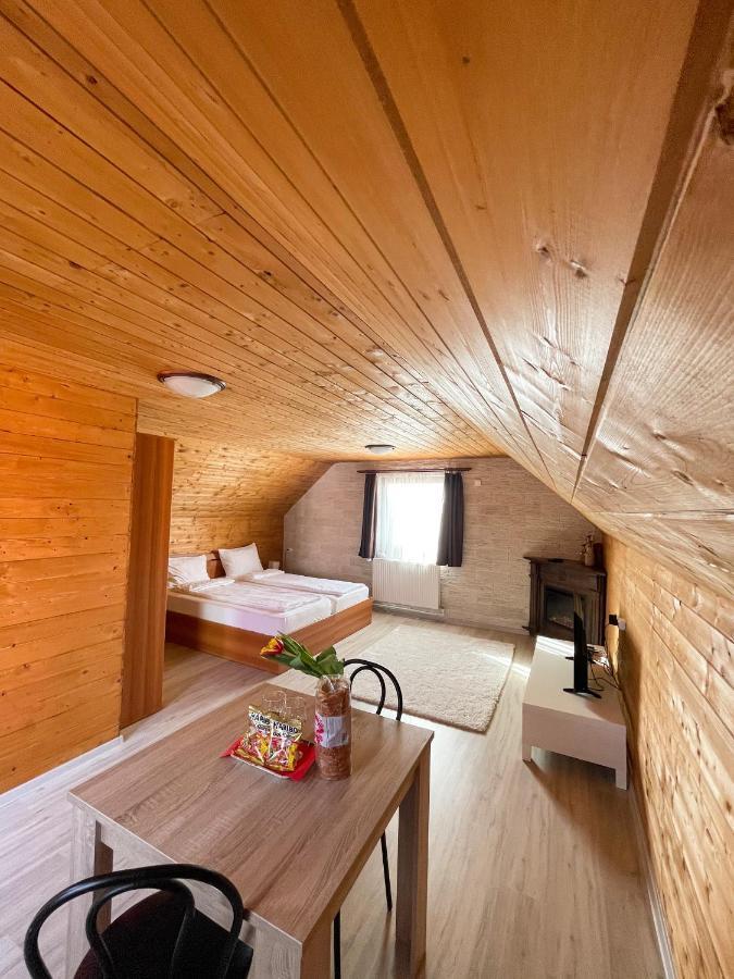 Somogyi Vendeghaz Bed and Breakfast Bancu Exteriör bild