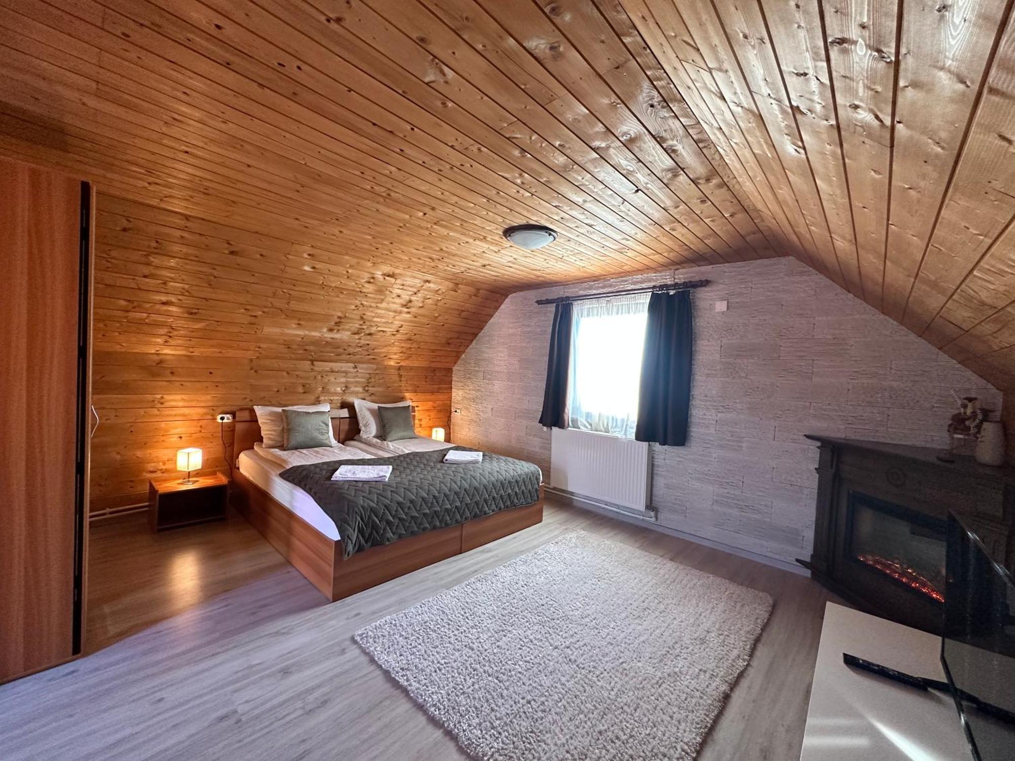 Somogyi Vendeghaz Bed and Breakfast Bancu Exteriör bild